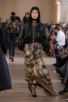 Sacai PAP Spring Summer 2027 fashion show at the Grand Palais in Paris during Fashion Week on October 5, 2026, Paris, France  Copyright: xAgencex xBestimagexAgencex xBestimagex