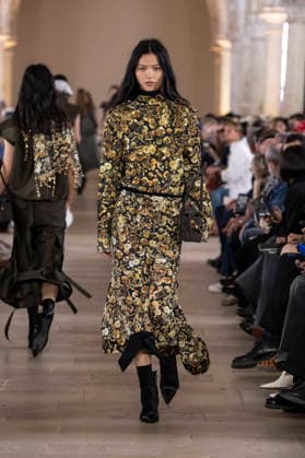 Sacai PAP Spring Summer 2027 fashion show at the Grand Palais in Paris during Fashion Week on October 5, 2026, Paris, France  Copyright: xAgencex xBestimagexAgencex xBestimagex
