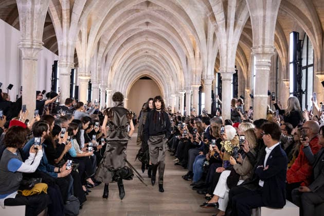 Sacai PAP Spring Summer 2027 fashion show at the Grand Palais in Paris during Fashion Week on October 5, 2026, Paris, France  Copyright: xAgencex xBestimagexAgencex xBestimagex