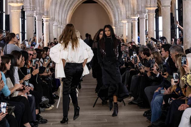 Sacai PAP Spring Summer 2027 fashion show at the Grand Palais in Paris during Fashion Week on October 5, 2026, Paris, France  Copyright: xAgencex xBestimagexAgencex xBestimagex