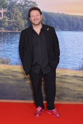La Maison De Nos Reves Premiere - Paris Esteban Perroy attends the photocall for the premiere of La Maison De Nos Reves held at the Grand Rex Cinema in Paris, France on October 5, 2026. Photo by David Boyer ABACAPRESS.COM Paris France  Copyright: xBoyerxDavid ABACAx