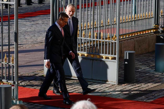 King of Spain Felipe VI (R) and and Finnish President Alexander Stubb (L) upon their arrival at the Presidential Palace for the welcome ceremony as part of the Spanish king and queen s state visit to Finland in Helsinki, Finland, 06 October 2026. Spanish King and Queen visit Finland !ACHTUNG: NUR REDAKTIONELLE NUTZUNG!  Copyright: xJ.J.xGuillénx GRAF717 20261006-55021600052_1