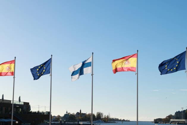 October 6, 2026, Espoo, Espoo, Finland: President ALEXANDER STUBB and his spouse SUZANNE INNES-STUBB welcome King FELIPE VI and Queen LETIZIA of Spain during the official welcoming ceremony marking the start of the royal couple s state visit to strengthen bilateral relations. Espoo Finland  - ZUMAt172 20261006_zip_t172_018 Copyright: xJosexTabaresx