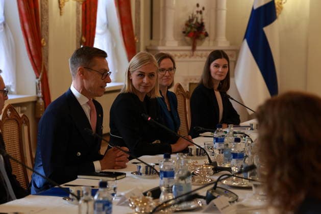 October 6, 2026, Espoo, Espoo, Finland: President ALEXANDER STUBB and his spouse SUZANNE INNES-STUBB welcome King FELIPE VI and Queen LETIZIA of Spain during the official welcoming ceremony marking the start of the royal couple s state visit to strengthen bilateral relations. Espoo Finland  - ZUMAt172 20261006_zip_t172_024 Copyright: xJosexTabaresx