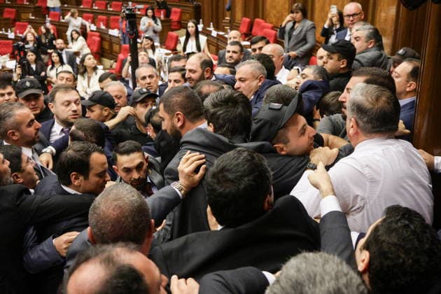 ARMENIA, YEREVAN - OCTOBER 6, 2026: A brawl breaks out between lawmakers during the 2nd session of the Armenian National Assembly of the 9th convocation Yerevan Armenia  - ZUMAt113 20261006_zaa_t113_017 Copyright: xAlexanderxPatrinx