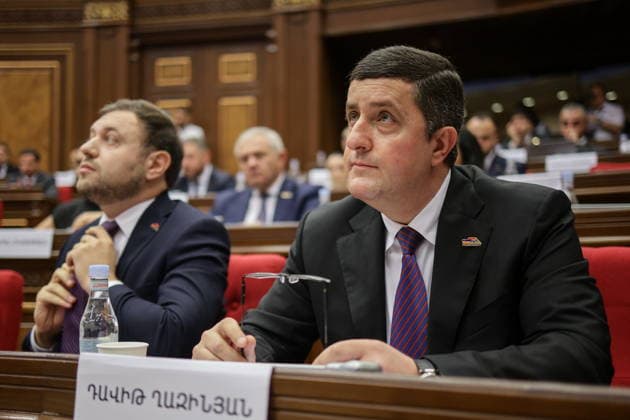 ARMENIA, YEREVAN - OCTOBER 6, 2026: The Strong Armenia Party Secretary Tigran Abrahamyan (L) and member David Kazinyan are pictured during the 2nd session of the Armenian National Assembly of the 9th convocation Yerevan Armenia  - ZUMAt113 20261006_zaa_t113_027 Copyright: xAlexanderxPatrinx