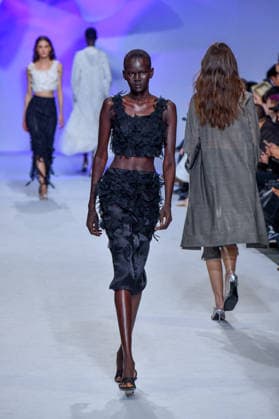 PFW - Shiatzy Chen Runway A model walks the runway during the Shiatzy Chen Womenswear Spring Summer 2027 show as part of Paris Fashion Week on October 05, 2026 in Paris, France. Photo by Shootpix ABACAPRESS.COM Paris France  Copyright: xShootpix ABACAx