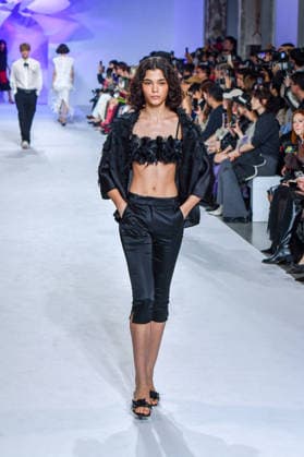 PFW - Shiatzy Chen Runway A model walks the runway during the Shiatzy Chen Womenswear Spring Summer 2027 show as part of Paris Fashion Week on October 05, 2026 in Paris, France. Photo by Shootpix ABACAPRESS.COM Paris France  Copyright: xShootpix ABACAx