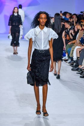 PFW - Shiatzy Chen Runway A model walks the runway during the Shiatzy Chen Womenswear Spring Summer 2027 show as part of Paris Fashion Week on October 05, 2026 in Paris, France. Photo by Shootpix ABACAPRESS.COM Paris France  Copyright: xShootpix ABACAx