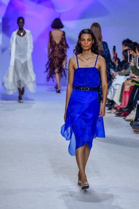 PFW - Shiatzy Chen Runway A model walks the runway during the Shiatzy Chen Womenswear Spring Summer 2027 show as part of Paris Fashion Week on October 05, 2026 in Paris, France. Photo by Shootpix ABACAPRESS.COM Paris France  Copyright: xShootpix ABACAx