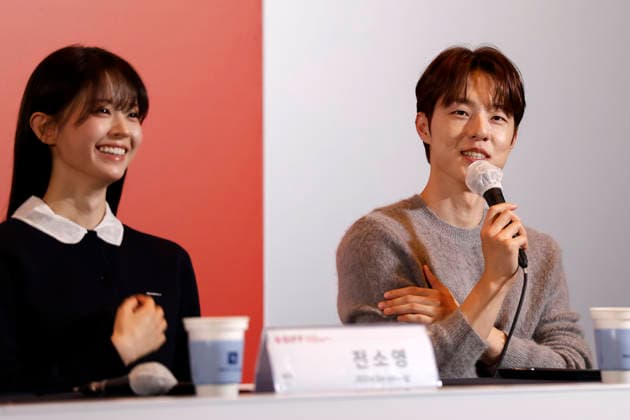 The Table: Day and Night cast at Busan International Film Festival South Korean actor Kim Dong-hwi (R) speaks during a press conference for The Table: Day and Night, the opening film of the 31st Busan International Film Festival (BIFF), at the Busan Cinema Center in Busan, South Korea, on October 06, 2026. Busan South Korea  Copyright: xMatrixxImages JungxUi-Chelx