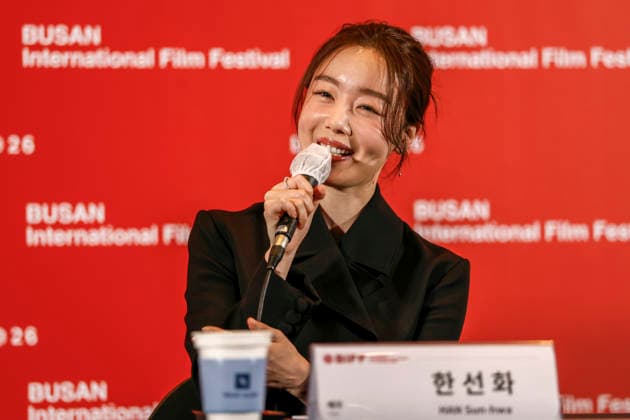 The Table: Day and Night cast at Busan International Film Festival South Korean actor Han Sun-hwa speaks during a press conference for The Table: Day and Night, the opening film of the 31st Busan International Film Festival (BIFF), at the Busan Cinema Center in Busan, South Korea, on October 06, 2026. Busan South Korea  Copyright: xMatrixxImages JungxUi-Chelx