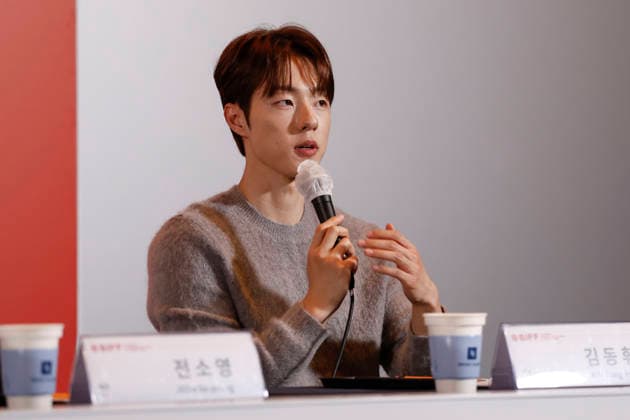 The Table: Day and Night cast at Busan International Film Festival South Korean actor Kim Dong-hwi speaks during a press conference for The Table: Day and Night, the opening film of the 31st Busan International Film Festival (BIFF), at the Busan Cinema Center in Busan, South Korea, on October 06, 2026. Busan South Korea  Copyright: xMatrixxImages JungxUi-Chelx