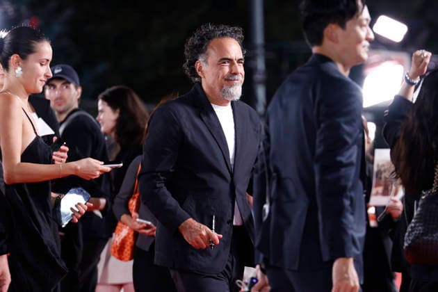 Director Alejandro Gonzalez Inarritu (C) attends the Digger Japan premiere on October 6, 2026, in Tokyo, Japan. Inarritu and Tom Cruise met with enthusiastic fans and signed autographs on the red carpet in the heart of Tokyo s Ginza district.  aflo_353750457
