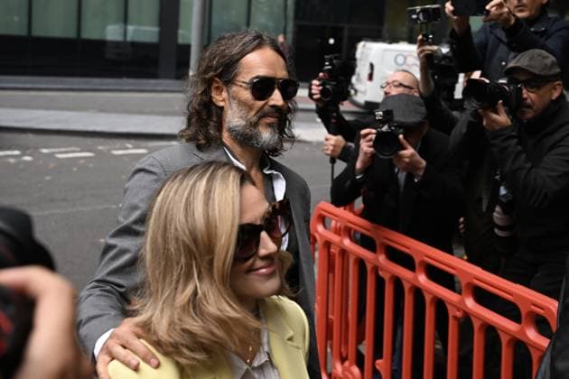 Russell Brand arrives at court for a preliminary hearing LONDON, UNITED KINGDOM - OCTOBER 6: British comedian and actor Russell Brand arrives at Southwark Crown Court for a preliminary hearing regarding rape and sexual assault charges in London, United Kingdom on October 6, 2026. Rasid Necati Aslim Anadolu London United Kingdom. Editorial use only. Please get in touch for any other usage.  Copyright: x2026xAnadoluxRasidxNecatixAslimx