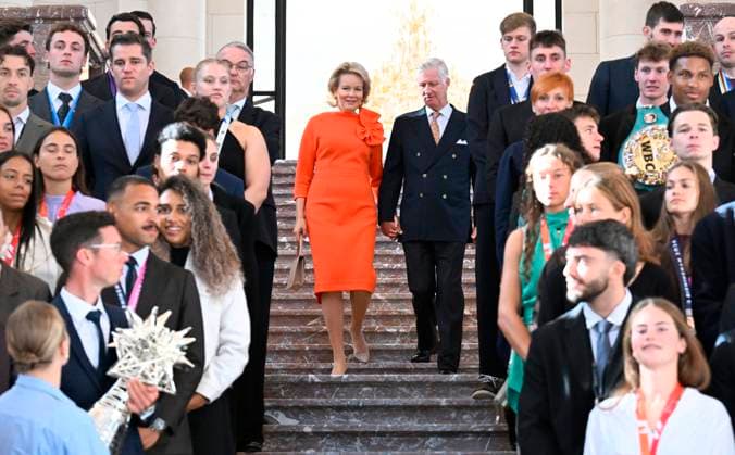 King Philippe and Queen Mathilde receive the Belgian athletes (2025-2026) BRUSSELS, BELGIUM - OCTOBER 06 : King Philippe and Queen Mathilde are hosting a reception at Laeken Castle for Belgian athletes who have distinguished themselves over the past two years. Among them are athletes who have won a medal at a European or World Championship in an Olympic or Paralympic sport, as well as those who have achieved an exceptional performance on the world stage on October 6, 2026 in Brussels, Belgium, 06 10 2026 Brussels Belgium  Copyright: xDidierxLebrunx