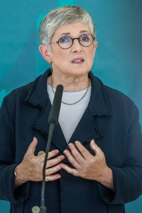 Buendnis 90 Die Gruenen im Bundestag Britta Haßelmann von Buendnis 90 Die Gruenen im Bundestag am 06.10.26 in Berlin. Berlin Berlin Deutschland Reichstag