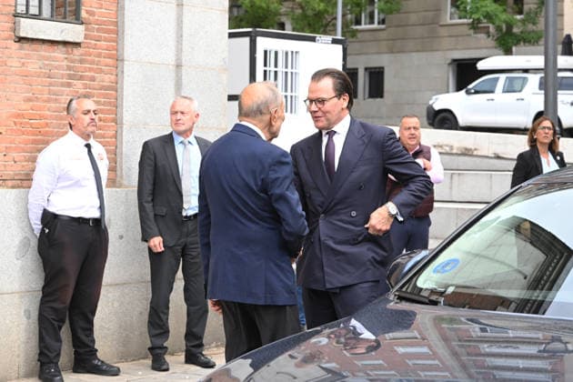 The Prado Museum Reopens the Queen Christina Sculpture Gallery with a Visit from Prince Daniel of Sweden The president of the Royal Board of Trustees of the Prado Museum, Javier Solana, welcomes Prince Daniel of Sweden for the reopening of the Queen Christina Sculpture Gallery on October 6, 2026, in Madrid, Spain. CELEBRITIES PRADO MUSEUM ROYALTY PRINCE José Madrid Madrid Spain  Copyright: xJosÃ xOlivax 7824165