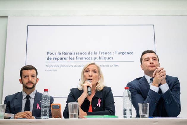 Marine Le Pen and Jordan Bardella Press Conference - Paris Rassemblement National s MP Jean-Philippe Tanguy, Far-right party Rassemblement National (RN) candidate in France s 2027 presidential election Marine Le Pen and President of French far-right party Rassemblement National (RN) Jordan Bardella during a press conference to present the party’s counter-budget for 2027 and its proposed budgetary trajectory for 2027–2032 at the party s headquarters in Paris, France, on October 6, 2026. Photo by Alexis Jumeau ABACAPRESS.COM Paris France  Copyright: xJumeauxAlexis ABACAx