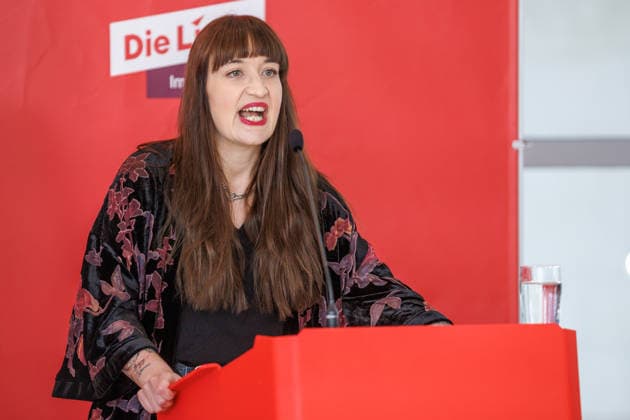 Statement Die Linke Heidi Reichinnek bei einem Statement Die Linke am 06.10.26 in Berlin. Berlin Berlin Deutschland Reichstag
