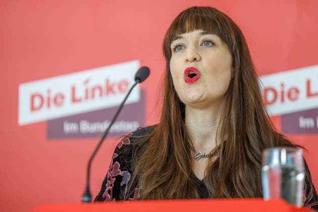 Statement Die Linke Heidi Reichinnek bei einem Statement Die Linke am 06.10.26 in Berlin. Berlin Berlin Deutschland Reichstag