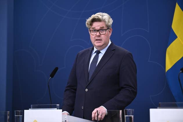 STOCKHOLM, SWEDEN 20261006 Minister of Justice Gunnar Strömmer (M) during a press briefing on the security situation alongside Prime Minister Ulf Kristersson (M), Foreign Minister Maria Malmer Stenergard (M), and Defense Minister Pal Jonson (M). STOCKHOLM, SWEDEN x10080x  Copyright: xFredrikxSandberg TTx REGERINGEN OM SÄKERHETSLÄGET 1-UgxjwxLIw