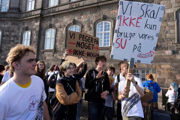 Opening of the Folketing: Demonstration in front of Christiansborg Demonstration at the opening of the Folketing at Christiansborg Palace in Copenhagen, Tuesday, October 6, 2026. (Photo: Claus Bech Ritzau Scanpix) , Copenhagen Denmark