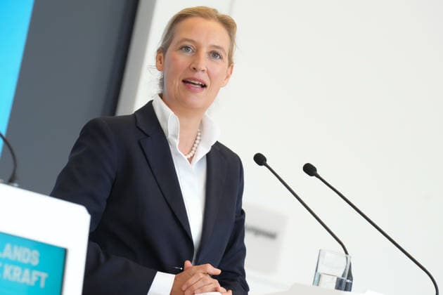 Pressekonferenz der AfD Vorsitzenden im Vorfeld der Fraktionssitzung Alice Weidel (AfD) im Portrait beim Pressestatement im Vorfeld der AfD Fraktionssitzung im Deutschen Bundestag, Berlin, 06.10.2026 Berlin Berlin Deutschland