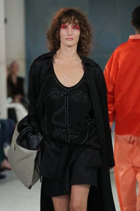 PFW - Litkovska Runway A model walks the runway during the Litkovska Womenswear Spring Summer 2027 show as part of the Paris Fashion Week on October 6, 2026 in Paris, France. Photo by Alain-Gil Gonzalez ABACAPRESS.COM Paris France  Copyright: xGonzalezxAlain-Gil ABACAx