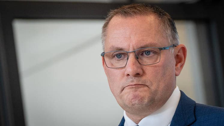 Tino Chrupalla, AfD-Partei- und Fraktionsvorsitzender;Pressestatement der beiden Parteivorsitzenden und Fraktionsvorsitzenden der AfD vor Beginn der Fraktionssitzung im Deutschen Bundestag, Berlin Berlin Deutschland Bundestag