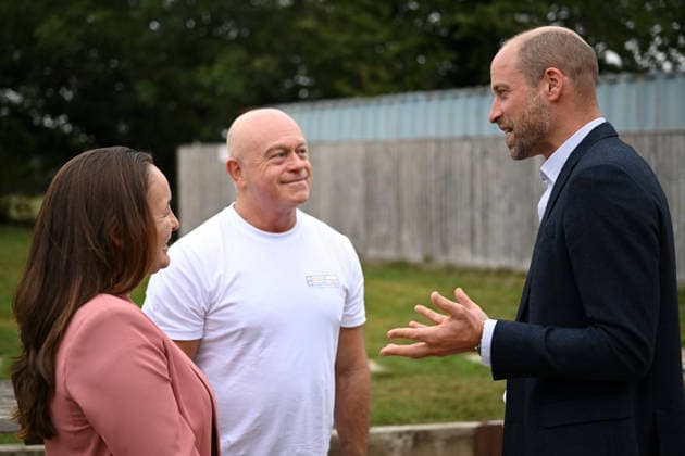 The Prince Of Wales Visits Ilminster ILMINSTER, ENGLAND - OCTOBER 06: Prince William, Prince of Wales speaks with CEO of the National Emergencies Trust Mhairi Sharp and Ross Kemp during his visit to the launch of the National Emergency Trust s Ready Together Toolkit on October 06, 2026 in Ilminster, England. The Prince of Wales visited Ilminster in Somerset to learn about communities growing their resilience to wild fires, flood and challenges caused by extreme weather and global warming., Credit:Finnbarr Webster PA ROTA - B68 Avalon United Kingdom, England, Ilminster  Copyright: xFinnbarrxWebsterx xPAxROTAx-xB68x xAvalonx 1141004250