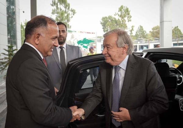 RECORD DATE NOT STATED National Disaster Management Authority (NDMA) Chairman, Lieutenant General Inam Haider Malik receiving UN Secretary-General Antonio Guterres, at the National Emergencies Operation Centre (NEOC), in Islamabad on Tuesday, October 6, 2026. (PPI Images). EDITORIAL USE ONLY Copyright: xx SA-ZM-061026x ppiphotos489273
