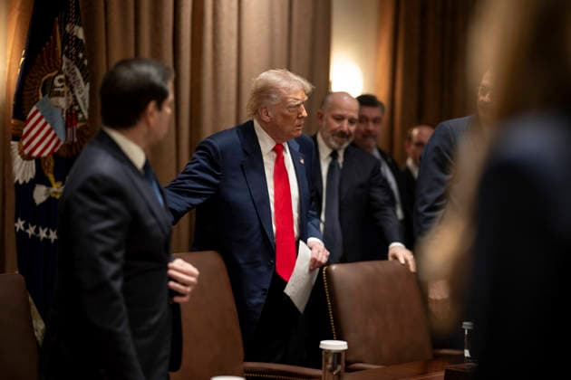 October 6, 2026, Washington, Dc, United States: U.S President Donald Trump, center, arrives for a cabinet meeting at the Cabinet Room of the White House, March 6, 2025 in Washington, D.C. Washington United States - ZUMAp138 20261006_zaa_p138_026 Copyright: xDanielxTorok WhitexHousex