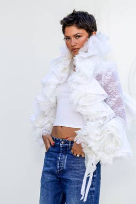 Zendaya at the photocall for the Louis Vuitton Spring Summer 2027 Women’s Ready-to-Wear show during Paris Fashion Week (PFW) at the Cité internationale universitaire de Paris, France, on October 6, 2026. Olivier Borde, Bestimage. Photocall at the Louis Vuitton Women’s Ready-to-Wear Spring Summer 2027 show as part of Paris Fashion Week on October 6, 2026, in Paris, France. Paris, France  Copyright: xOLIVIERxBORDEx xBESTIMAGExOLIVIERxBORDEx xBESTIMAGEx