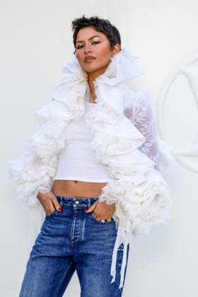 Zendaya at the photocall for the Louis Vuitton Spring Summer 2027 Women’s Ready-to-Wear show during Paris Fashion Week (PFW) at the Cité internationale universitaire de Paris, France, on October 6, 2026. Olivier Borde, Bestimage. Photocall at the Louis Vuitton Women’s Ready-to-Wear Spring Summer 2027 show as part of Paris Fashion Week on October 6, 2026, in Paris, France. Paris, France  Copyright: xOLIVIERxBORDEx xBESTIMAGExOLIVIERxBORDEx xBESTIMAGEx