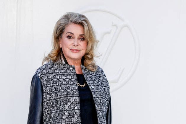 Catherine Deneuve at the photocall for the Louis Vuitton Women’s Ready-to-Wear Spring Summer 2027 show during Paris Fashion Week (PFW) at the Cité internationale universitaire de Paris, France, on October 6, 2026. Olivier Borde, Bestimage. Photocall at the Louis Vuitton Women’s Ready-to-Wear Spring Summer 2027 show as part of Paris Fashion Week on October 6, 2026, in Paris, France. Paris, France  Copyright: xOLIVIERxBORDEx xBESTIMAGExOLIVIERxBORDEx xBESTIMAGEx