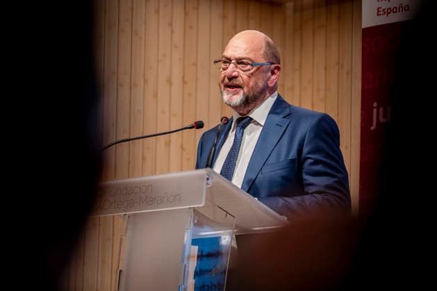 Yolanda Díaz speaks at the event Democracy and International Solidarity. Former President of the European Parliament Martin Schulz speaks during the event Democracy and International Solidarity: The Past, a Driving Force for Building the Future, on October 6, 2026, in Madrid, Spain. The event was held to mark the 50th anniversary of the Spanish delegation of the German Friedrich Ebert Foundation (Friedrich Ebert Stiftung), FES in Spain. OCTOBER 6, 2026. YOLANDA ECONOMY DEMOCRACY MINISTER OF LABOR IN Madrid, Spain  Copyright: xA.xPÃ rezxMecax 7825139