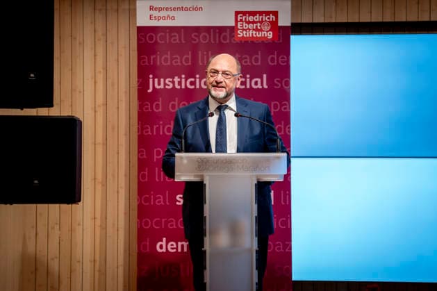 Yolanda Díaz speaks at the event Democracy and International Solidarity. Former President of the European Parliament Martin Schulz speaks during the event Democracy and International Solidarity: The Past, a Driving Force for Building the Future, on October 6, 2026, in Madrid, Spain. The event was held to mark the 50th anniversary of the Spanish delegation of the German Friedrich Ebert Foundation (Friedrich Ebert Stiftung), FES in Spain. OCTOBER 6, 2026. YOLANDA ECONOMY DEMOCRACY MINISTER OF LABOR IN Madrid, Spain  Copyright: xA.xPÃ rezxMecax 7825137