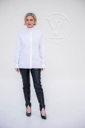 Louis Vuitton - Photocall - Paris Fashion Week EB Rhea Seehorn attends the Louis Vuitton Womenswear Spring Summer 2027 show as part of Paris Fashion Week on October 06, 2026 in Paris, France. Photo by Eliot Blondet ABACAPRESS.COM Paris France France  Copyright: xBlondetxEliot ABACAx