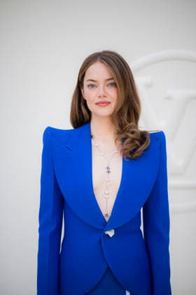 Louis Vuitton - Photocall - Paris Fashion Week EB Emma Stone attends the Louis Vuitton Womenswear Spring Summer 2027 show as part of Paris Fashion Week on October 06, 2026 in Paris, France. Photo by Eliot Blondet ABACAPRESS.COM Paris France France  Copyright: xBlondetxEliot ABACAx