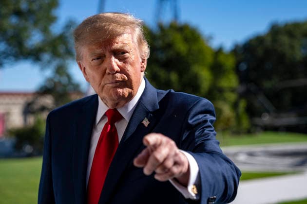 President Donald Trump Departs the White House for Baltimore, Maryland President Donald Trump speaks with reporters before boarding Marine One on the South Lawn of the White House in Washington, DC on Tuesday, October 6, 2026. The President is going to Baltimore, Maryland to deliver remarks at Anduril Industries, a tech company that builds robotic weapons and software for the military. Photo by Bonnie Cash Pool ABACAPRESS.COM WASHINGTON DC United States  Copyright: xPool ABACAx