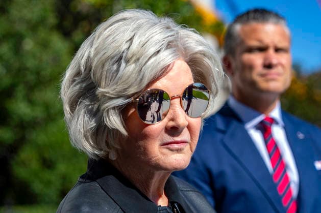 President Donald Trump Departs the White House for Baltimore, Maryland White House Chief of Staff Susie Wiles look on as President Donald Trump speaks with reporters before boarding Marine One on the South Lawn of the White House in Washington, DC on Tuesday, October 6, 2026. The President is going to Baltimore, Maryland to deliver remarks at Anduril Industries, a tech company that builds robotic weapons and software for the military. Photo by Bonnie Cash Pool ABACAPRESS.COM WASHINGTON DC United States  Copyright: xPool ABACAx