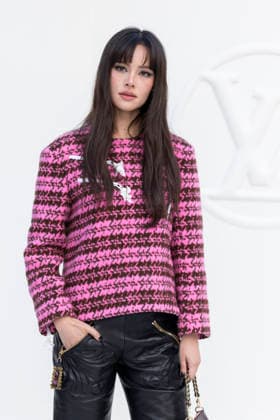 Urassaya Sperbund at the photocall for the Louis Vuitton Women’s Ready-to-Wear Spring Summer 2027 show during Paris Fashion Week (PFW) at the Cité internationale universitaire de Paris, France, on October 6, 2026. Olivier Borde, Bestimage. Photocall at the Louis Vuitton Women’s Ready-to-Wear Spring Summer 2027 show as part of Paris Fashion Week on October 6, 2026, in Paris, France.  Copyright: xOLIVIERxBORDEx xBESTIMAGExOLIVIERxBORDEx xBESTIMAGEx