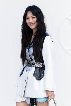 Shin Min attended the photocall for the Louis Vuitton Women s Ready-to-Wear Spring Summer 2027 show during Paris Fashion Week (PFW) at the Cité internationale universitaire de Paris, France, on October 6, 2026. Olivier Borde, Bestimage. Photocall at the Louis Vuitton Women’s Ready-to-Wear Spring Summer 2027 show as part of Paris Fashion Week on October 6, 2026, in Paris, France.  Copyright: xOLIVIERxBORDEx xBESTIMAGExOLIVIERxBORDEx xBESTIMAGEx