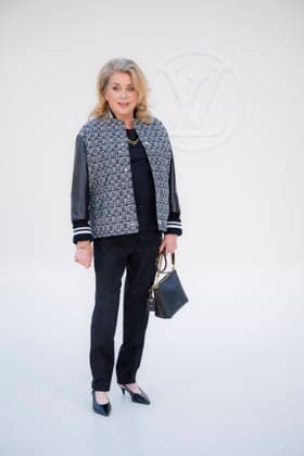 Louis Vuitton - Photocall - Paris Fashion Week EB Catherine Deneuve attends the Louis Vuitton Womenswear Spring Summer 2027 show as part of Paris Fashion Week on October 06, 2026 in Paris, France. Photo by Eliot Blondet ABACAPRESS.COM Paris France France  Copyright: xBlondetxEliot ABACAx