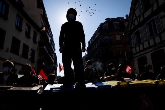 NEWS : Manifestation lyceenne - Strasbourg - 06 10 2026 manifestation de lycÃ ens Ã Strasbourg, le 6 octobre 2026, dans le cadre d™un mouvement national de protestation contre les conditions d™apprentissage.  Copyright: xelyxandroxcegarrax