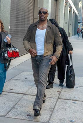 NEW YORK, NY- October 6: Morris Chestnut seen at ABC Studios in New York City on October 6, 2026 Credit: Camara Porter USA - ZUMAa123 20261006_zaa_a123_070 Copyright: xAdMediax