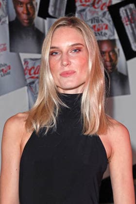Kim Hnizdo bei der COKE LIGHT EXPERIENCE X BRUCE DARNELL im Borchardt in Berlin am 06.10.2026
