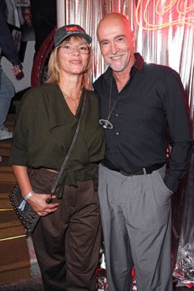 Holger Hauer mit Ehefrau Angelika Wenzel bei der COKE LIGHT EXPERIENCE X BRUCE DARNELL im Borchardt in Berlin am 06.10.2026