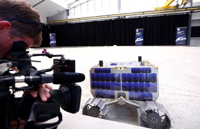 AUSTRALIAN LUNAR ROVER LAUNCH, The media film during the launch of Roo-ver an Australian-designed and built lunar rover at QUT Kelvin Grove, in Brisbane, Wednesday, October 7, 2026. ( NO ARCHIVING BRISBANE QUEENSLAND Australia  Copyright: xJASONxO BRIENx 20261007179704417152
